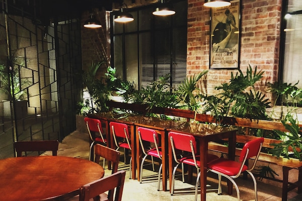 Cafe