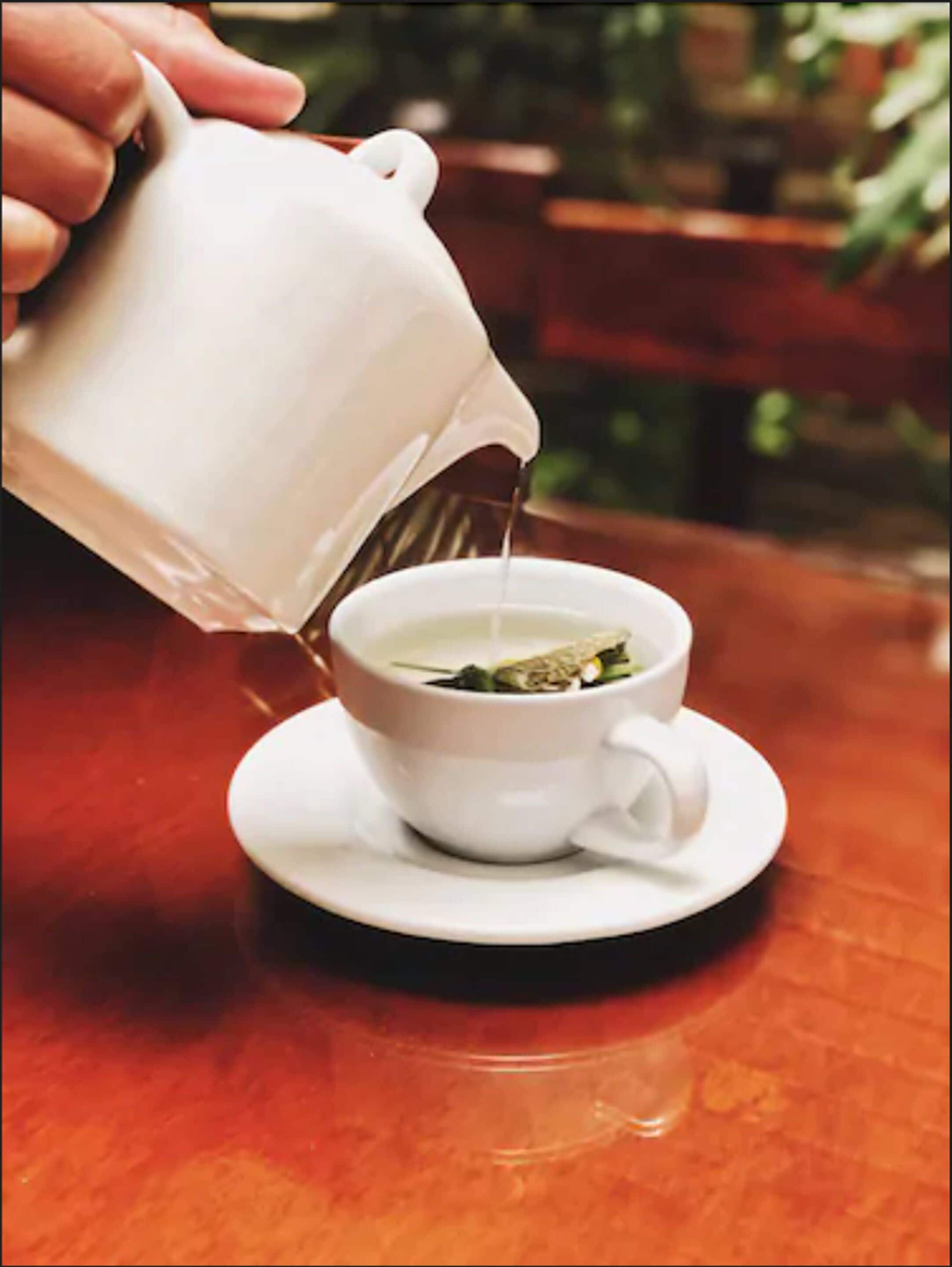 daily continental breakfast (cop 17000 per person)