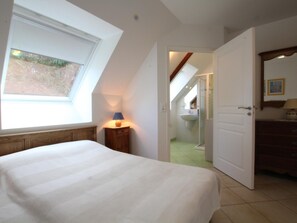 3 chambres, accès au Wi-Fi (inclus)