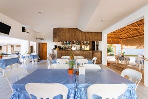 Restaurant - Hotel Las Garzas (Progreso)