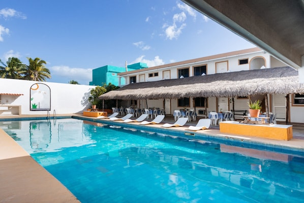 Outdoor pool - Hotel Las Garzas (Progreso)