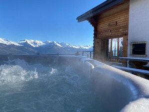 Utendørs boblebad