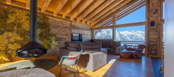 Grimpeur luxury duplex, Spa Access Front Telecabin