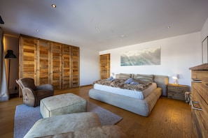 4 bedrooms, iron/ironing board, free WiFi, bed sheets - Grimpeur luxury duplex, Spa Access, in front of th (Haute-Nendaz)