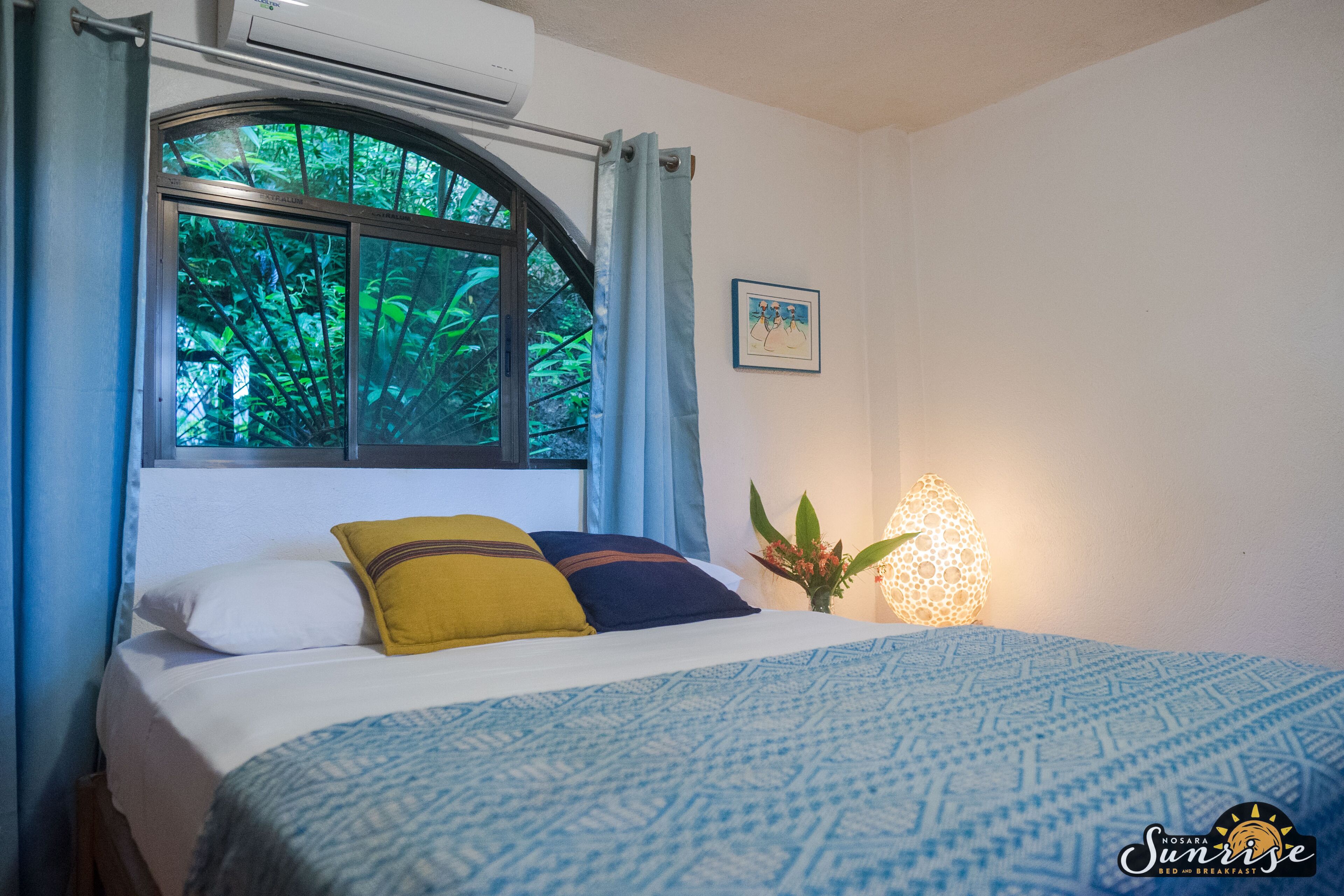 Romantic Double Room | In-room safe, individually decorated, individually furnished