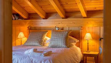 4 sovrum, strykjärn/strykbräda, gratis wi-fi och sängkläder