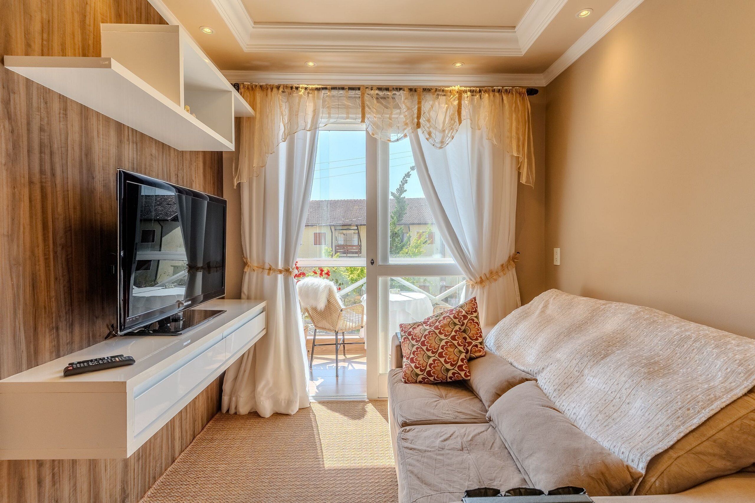 Deluxe-Apartment, 2 Schlafzimmer, Blick auf den Innenhof | Wohnbereich