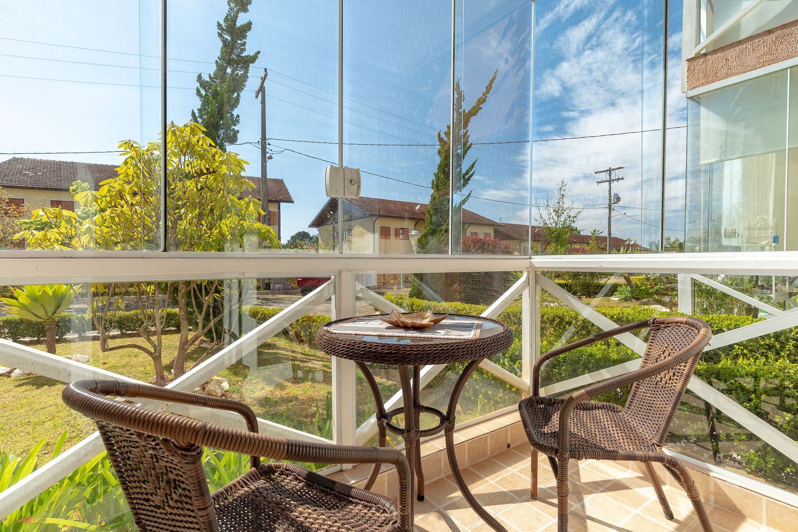Standard Apartment, 2 Bedrooms, Courtyard View (Térreo) | Outdoor dining