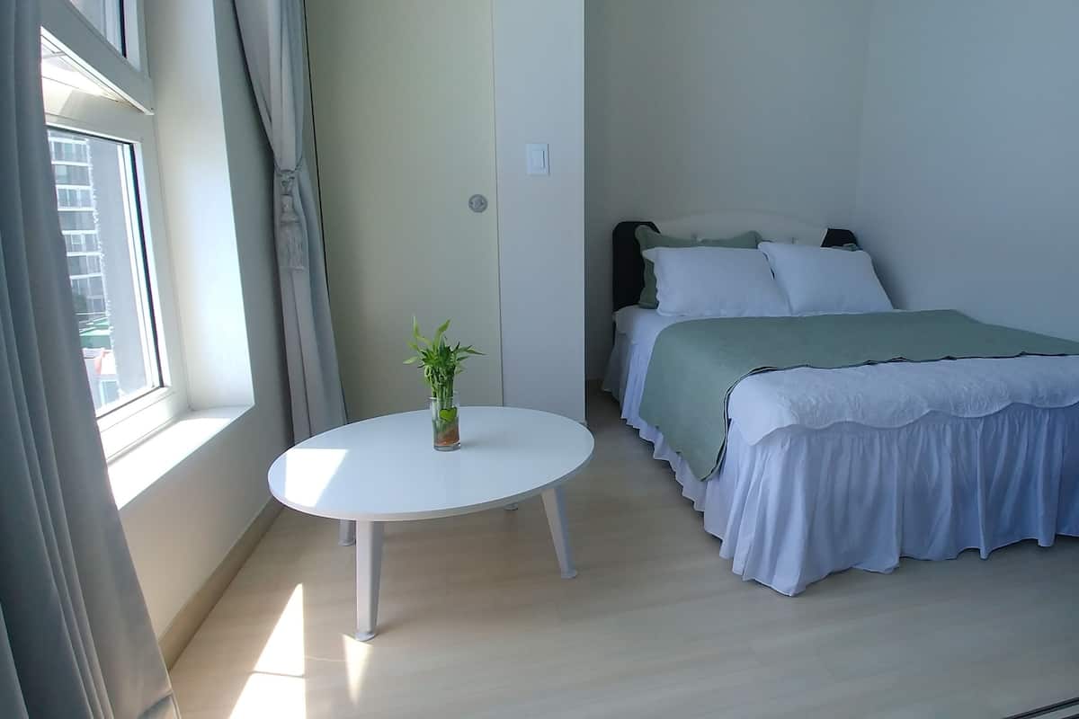 Laptop workspace, blackout drapes, iron/ironing board, WiFi (free)