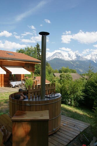 Chalet Mont Blanc Blick mit Nordischem Bad