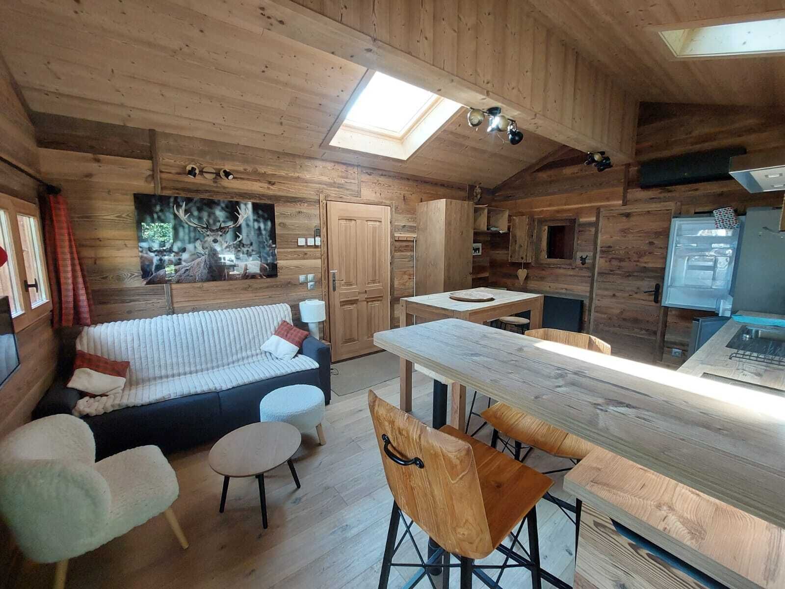 TV, music library, video library