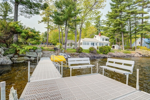 LOVELY, LUXURY, NEW BIG SEBAGO HOUSE, WATER ACCESS,
INCLUDES DOCK & MOORING 