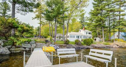 LOVELY, LUXURY, NEW BIG SEBAGO HOUSE, WATER ACCESS,
INCLUDES DOCK & MOORING