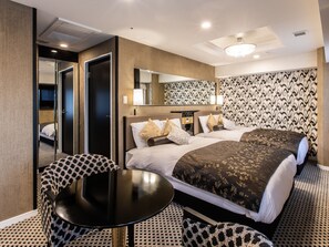 Habitació amb dos llits individuals Deluxe, no fumadors | Cobrellits, escriptori, cortines opaques i wifi gratuïta 