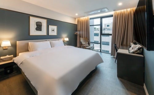 Brown Dot Hotel Deokcheon