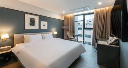 Brown Dot Hotel Deokcheon