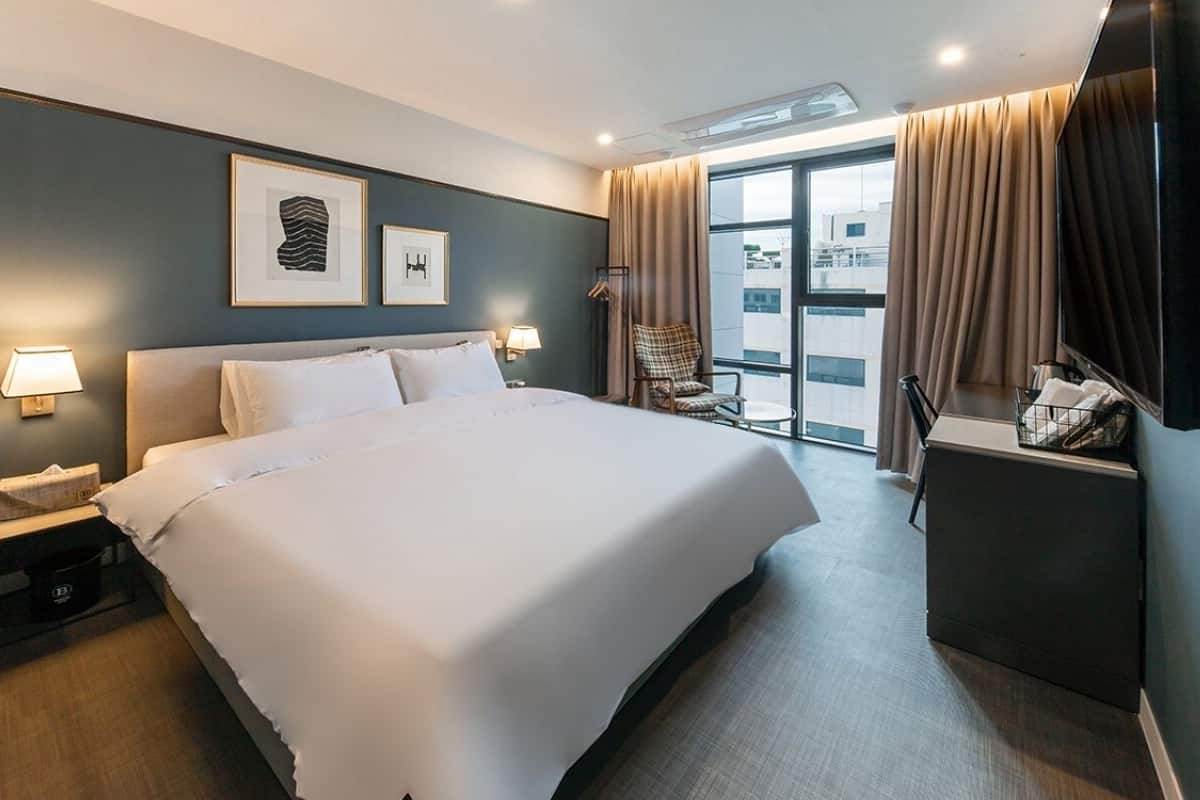 Blackout drapes, soundproofing, WiFi (free), individually decorated