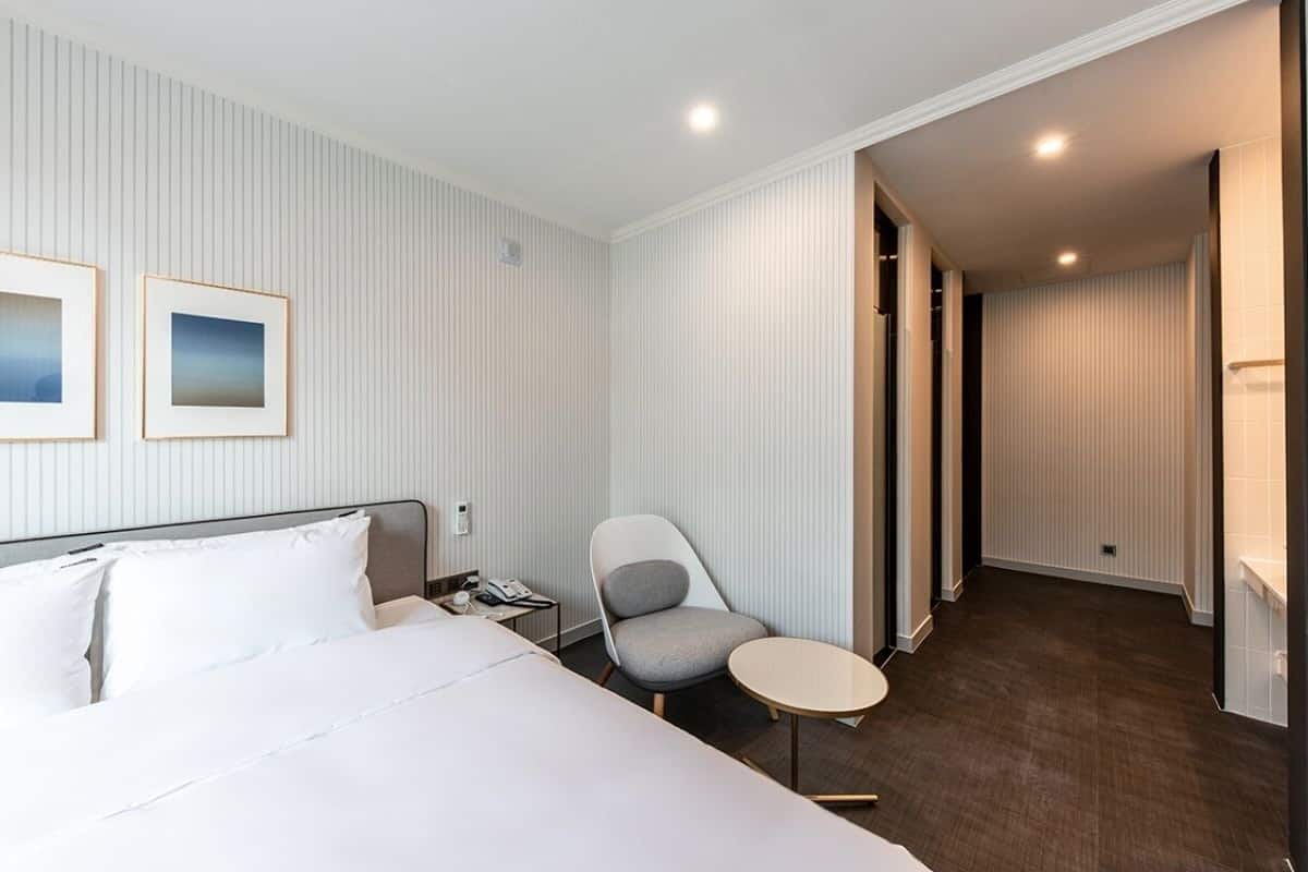 Blackout drapes, soundproofing, WiFi (free), individually decorated