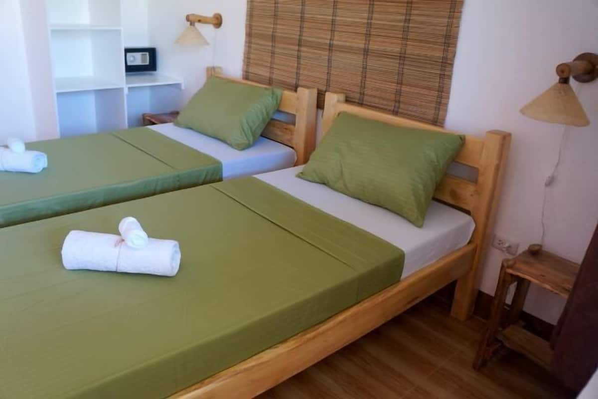 1 phòng ngủ, bộ đồ giường cao cấp, minibar, két bảo mật tại phòng