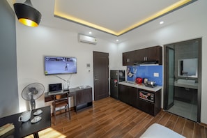 Memory foam beds, desk, laptop workspace, blackout drapes