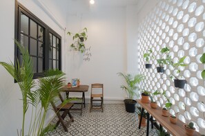 Chambre Deluxe avec lits jumeaux | Terrasse/Patio