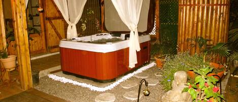 Bubbelpool utomhus