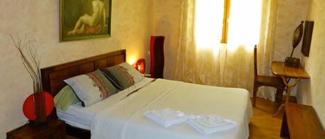 4 sovrum, strykjärn/strykbräda, wi-fi och sängkläder