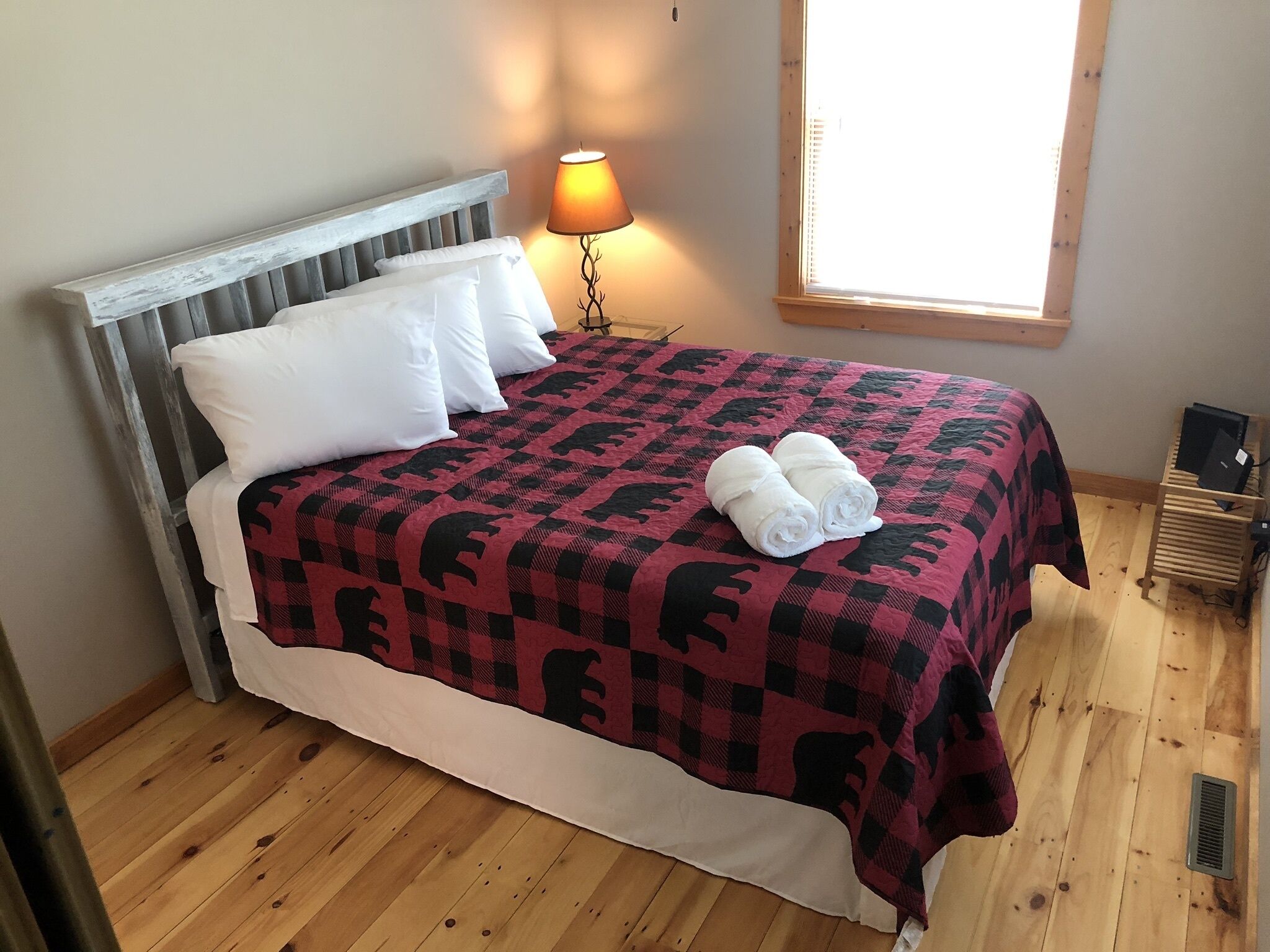 3 bedrooms, WiFi, bed sheets