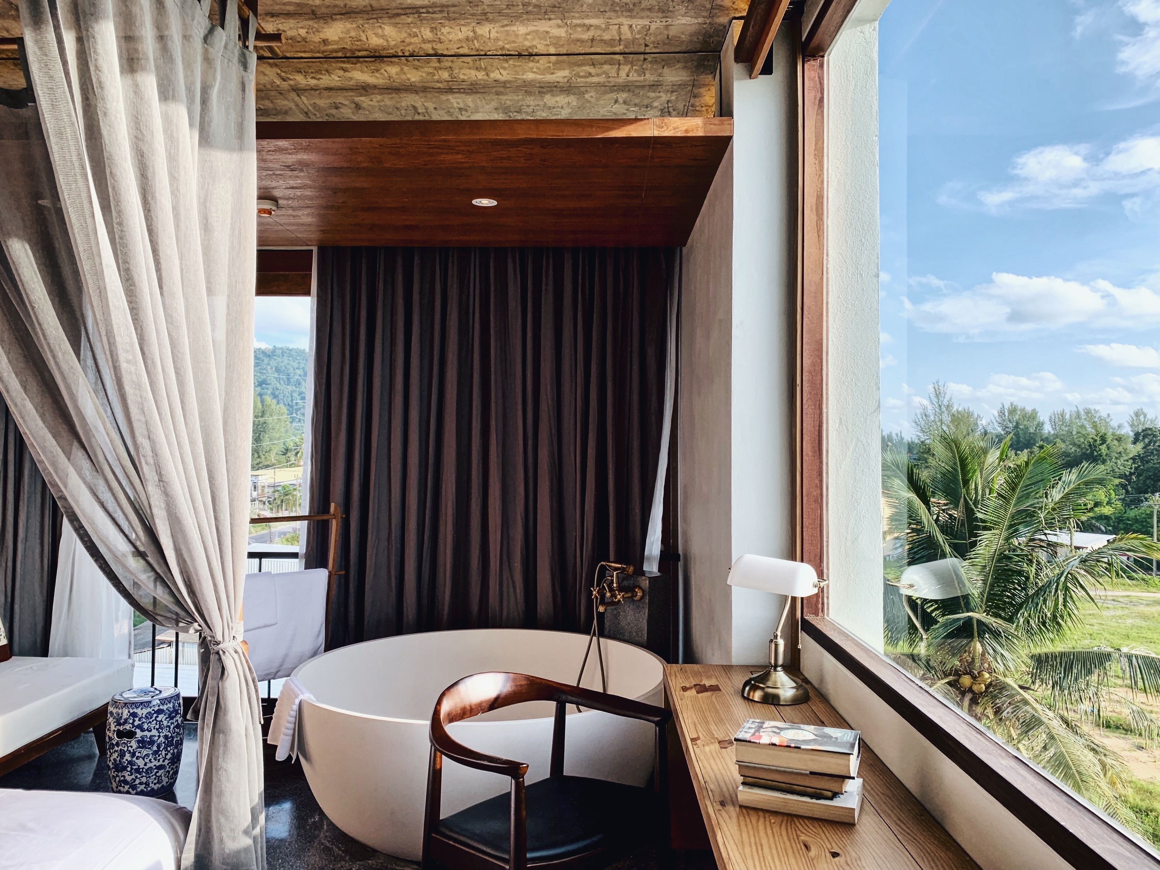 deluxe with bathtub type-b | 1 bedroom, premium bedding, down duvets, free minibar items