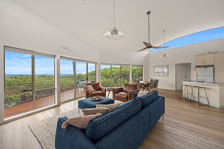 Panoramic Apartment, 2 Bedrooms, Non Smoking, Partial Ocean View | Living area | 30-inch flat-screen TV with digital channels, TV. Sandy Point Beach Escape