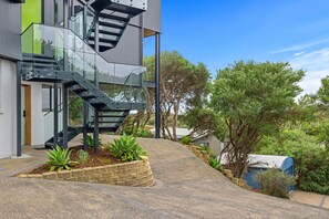 Staircase - Sandy Point Beach Escape (Sandy Point)