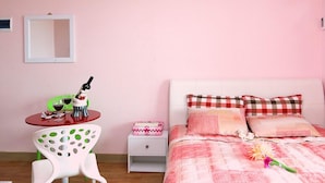 Room (2F Green #1, #2, 3F Pink #1, #2) - Ulsan Sun View Pension (Ulsan)