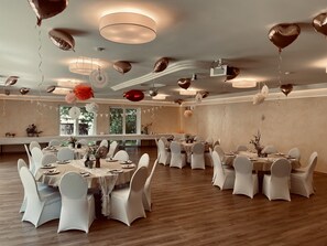 Restaurant - Luxus Ferienhaus am See (Zossen)