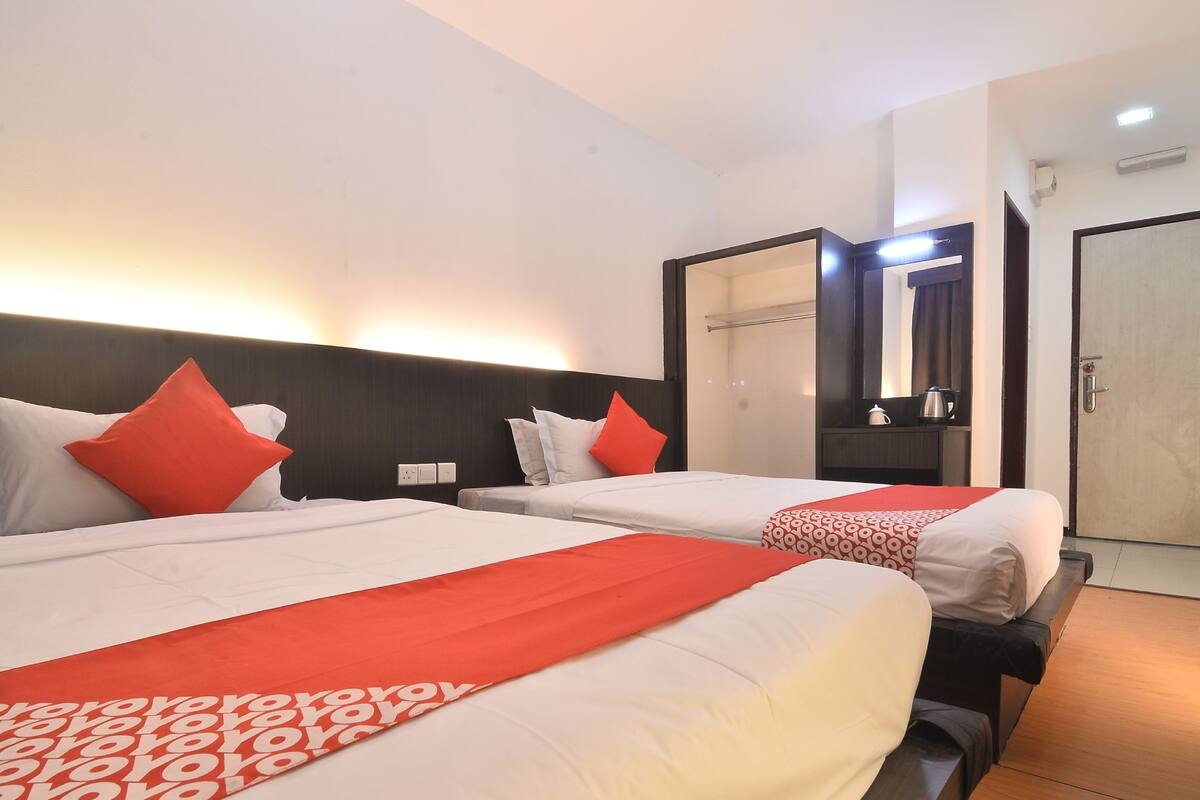 Standard Twin Room | Desk, free WiFi, bed sheets