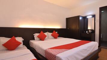 Superior Suite | 1 bedroom, desk, free WiFi, bed sheets
