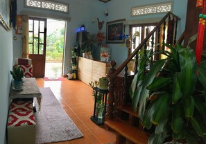 Reception - Dalat Chocolate Homestay (Da Lat)