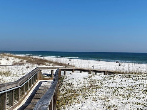 Tropical Zen Garden & Cottage Oasis Bliss!