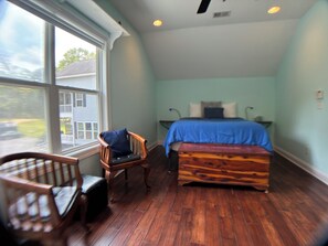 1 habitación, escritorio, tabla de planchar con plancha y wifi gratis