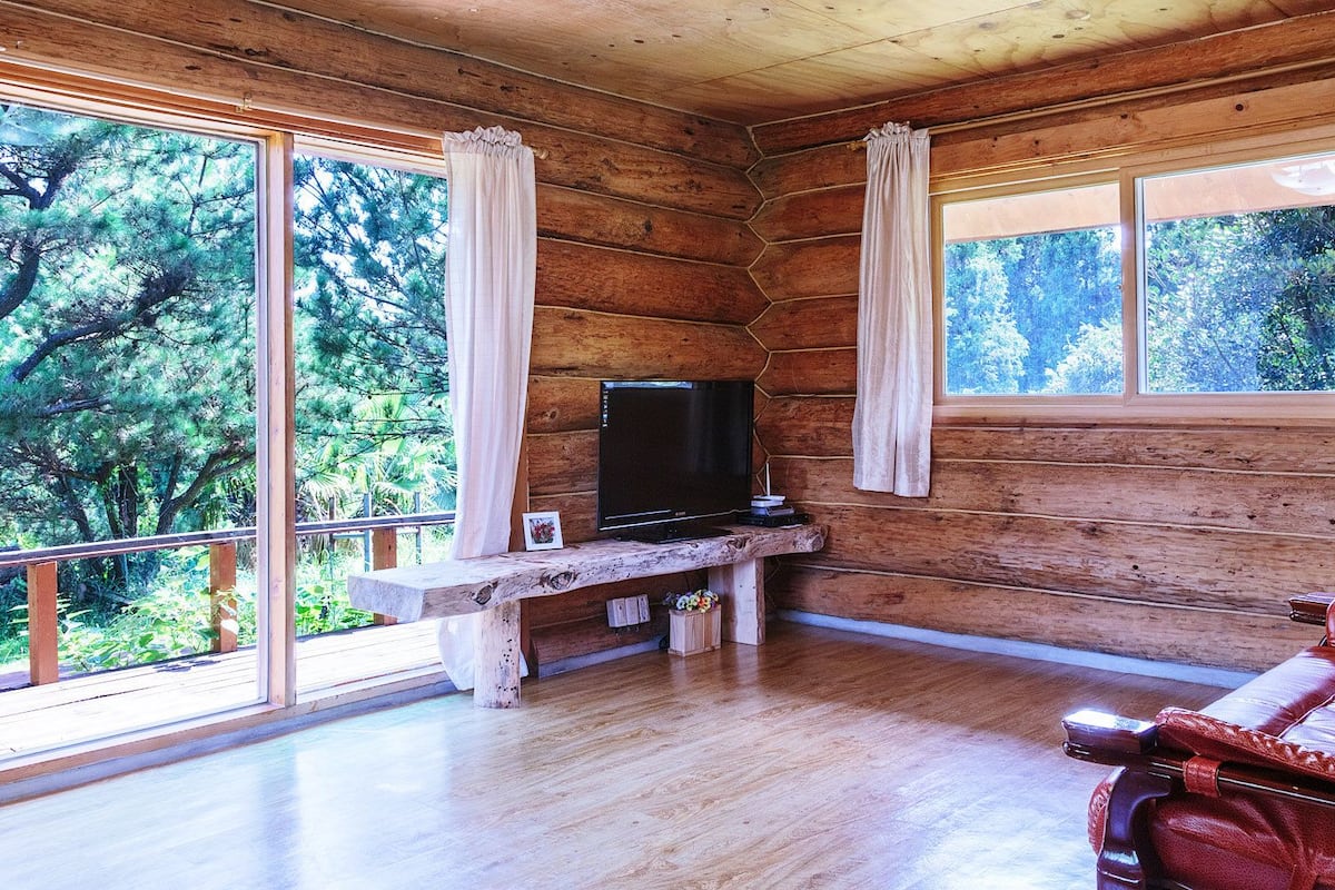 House (40 PY) | Living room