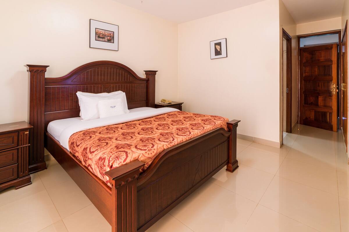 Deluxe Double Room | Desk, laptop workspace, free WiFi, bed sheets