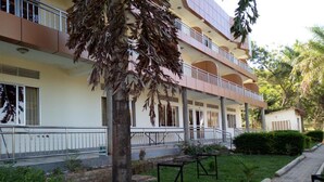 Front of property - Court Lane Hotel (Masaka)