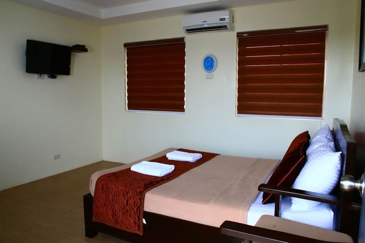 Quarto executivo | Wi-Fi de cortesia, roupa de cama