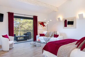 Suite – executive, 1 kingsize-seng med sovesofa | Minibar, safe på rommet, individuelt dekorert og individuelt innredet