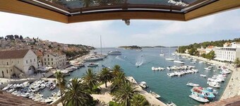 Hvar Attic Apartment