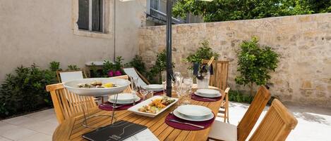 Aire de pique-nique/barbecue