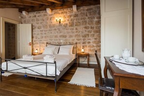House | 2 bedrooms, desk, iron/ironing board, free cots/infant beds - Luxury House Hvar City Center (Hvar)