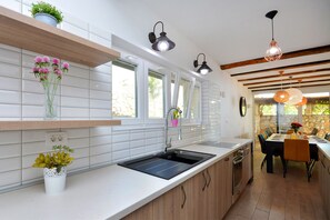 Villa, Sea View | Private kitchen | Full-size fridge, microwave, oven, stovetop - Villa Karaber (Hvar)