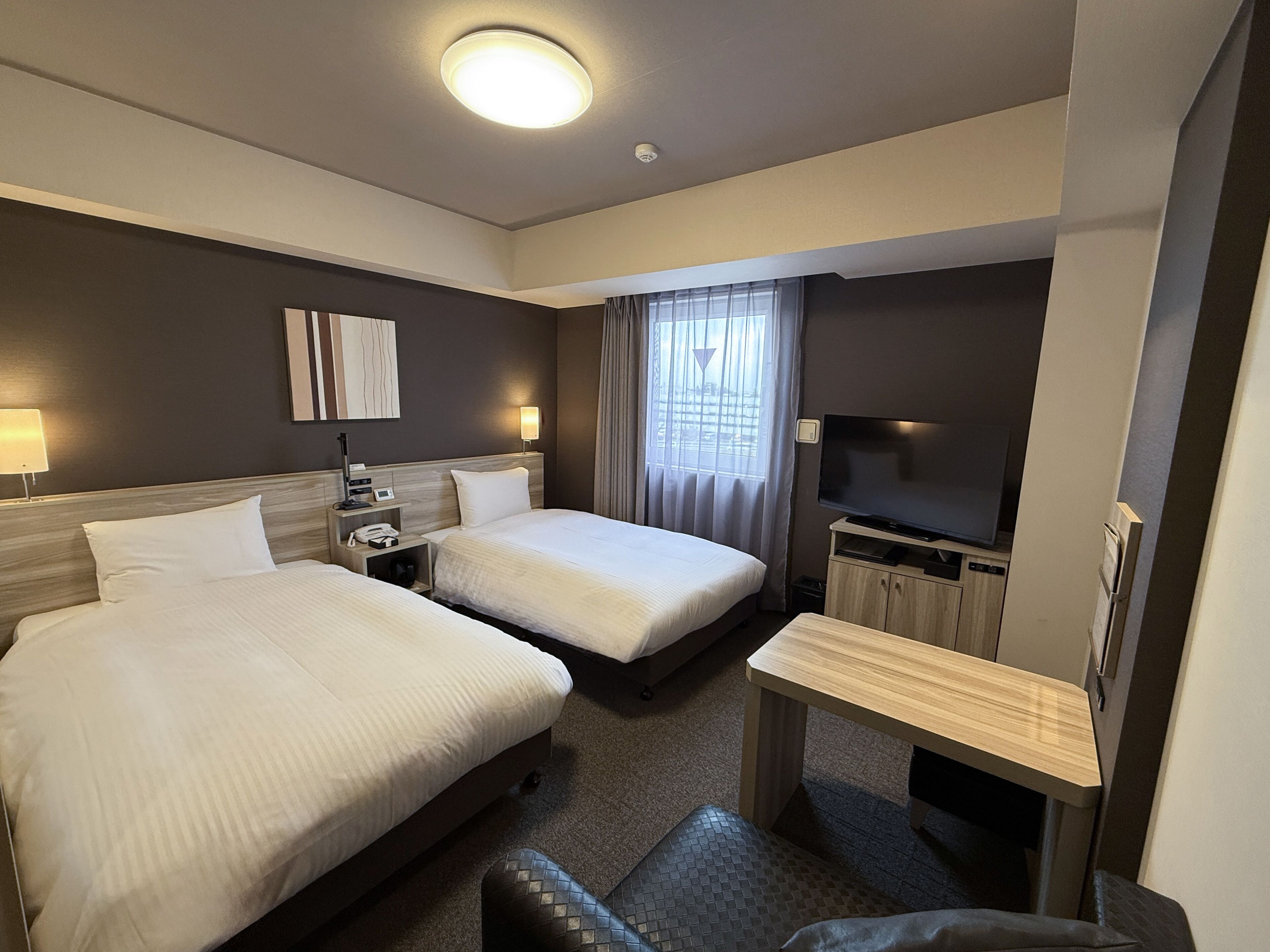 Free WiFi, bed sheets