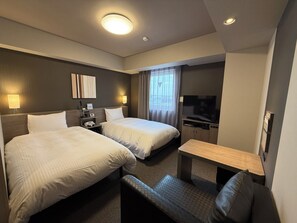 واي فاي مجانًا وملاءات أسرّة