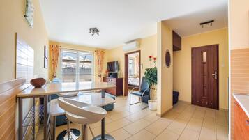 Apartment (C 27) | 1 bedroom, bed sheets